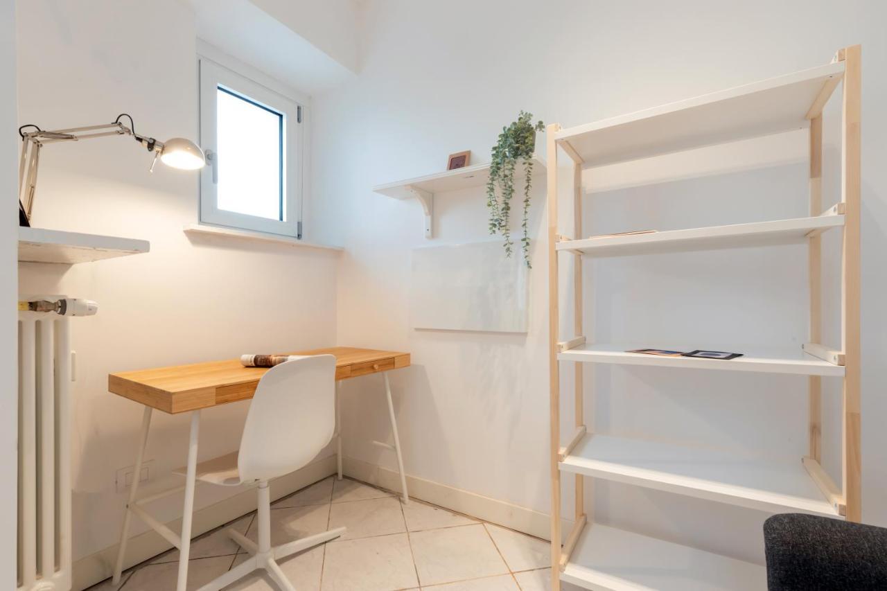 Top Living Apartments - Carducci Turin Bagian luar foto