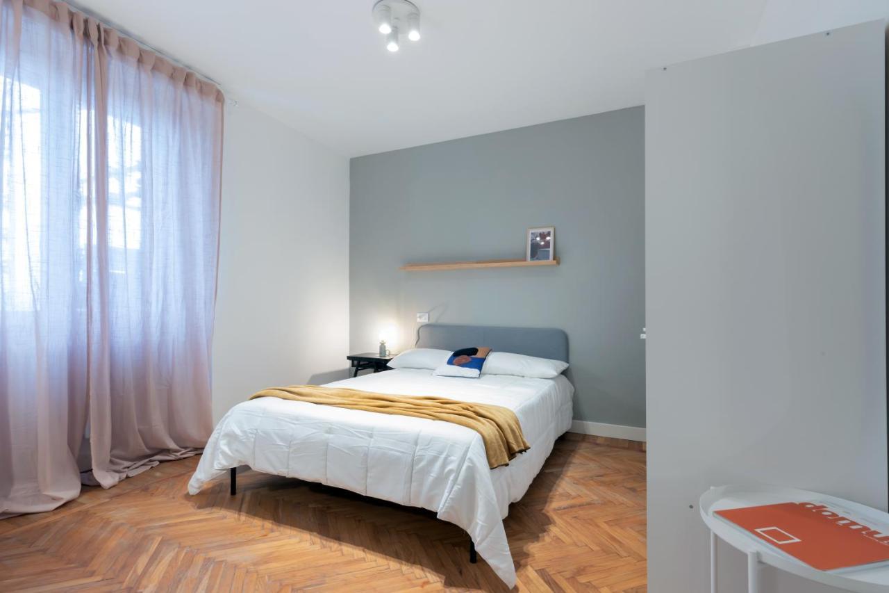 Top Living Apartments - Carducci Turin Bagian luar foto