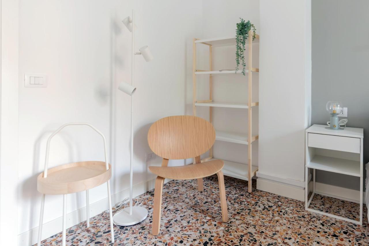 Top Living Apartments - Carducci Turin Bagian luar foto