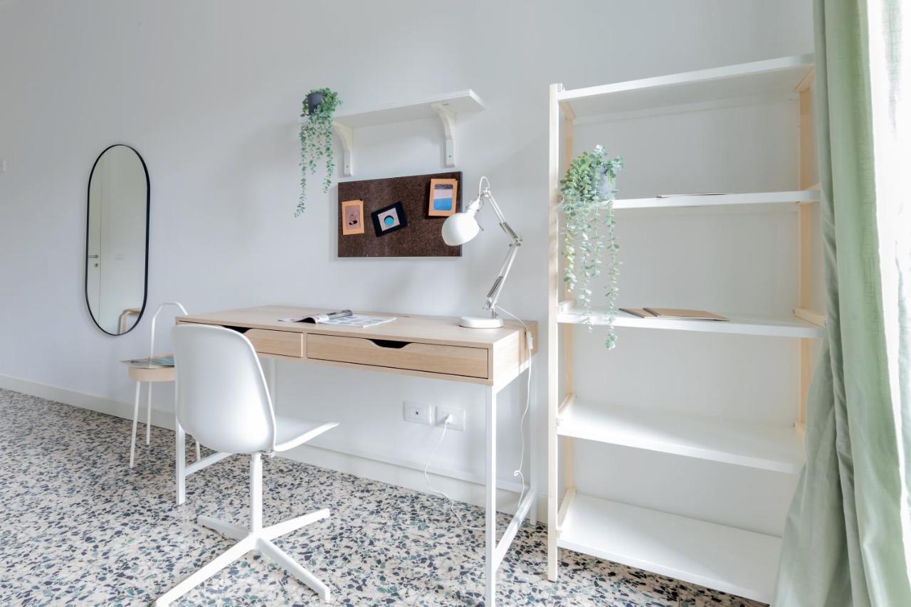Top Living Apartments - Carducci Turin Bagian luar foto