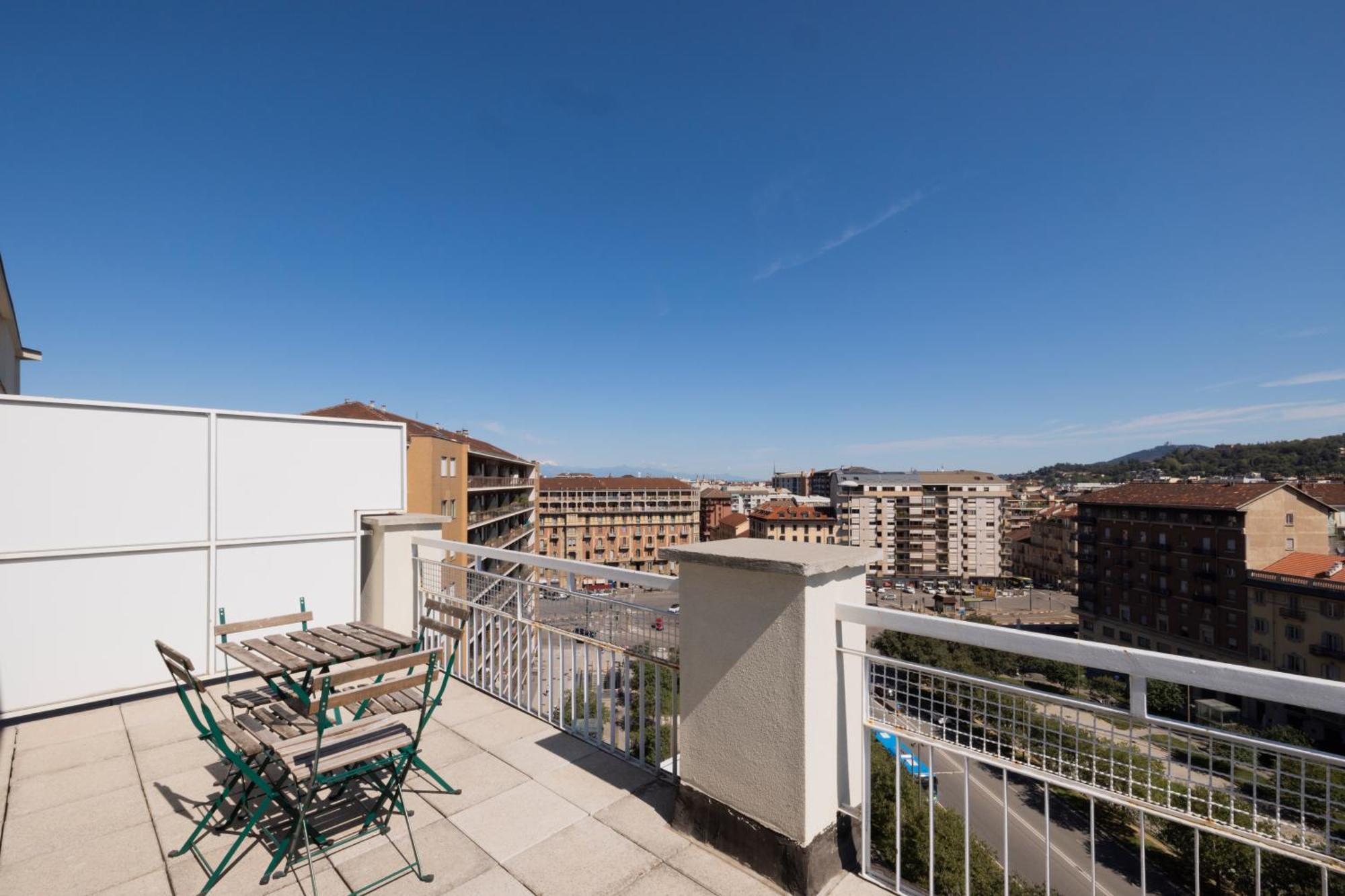 Top Living Apartments - Carducci Turin Bagian luar foto