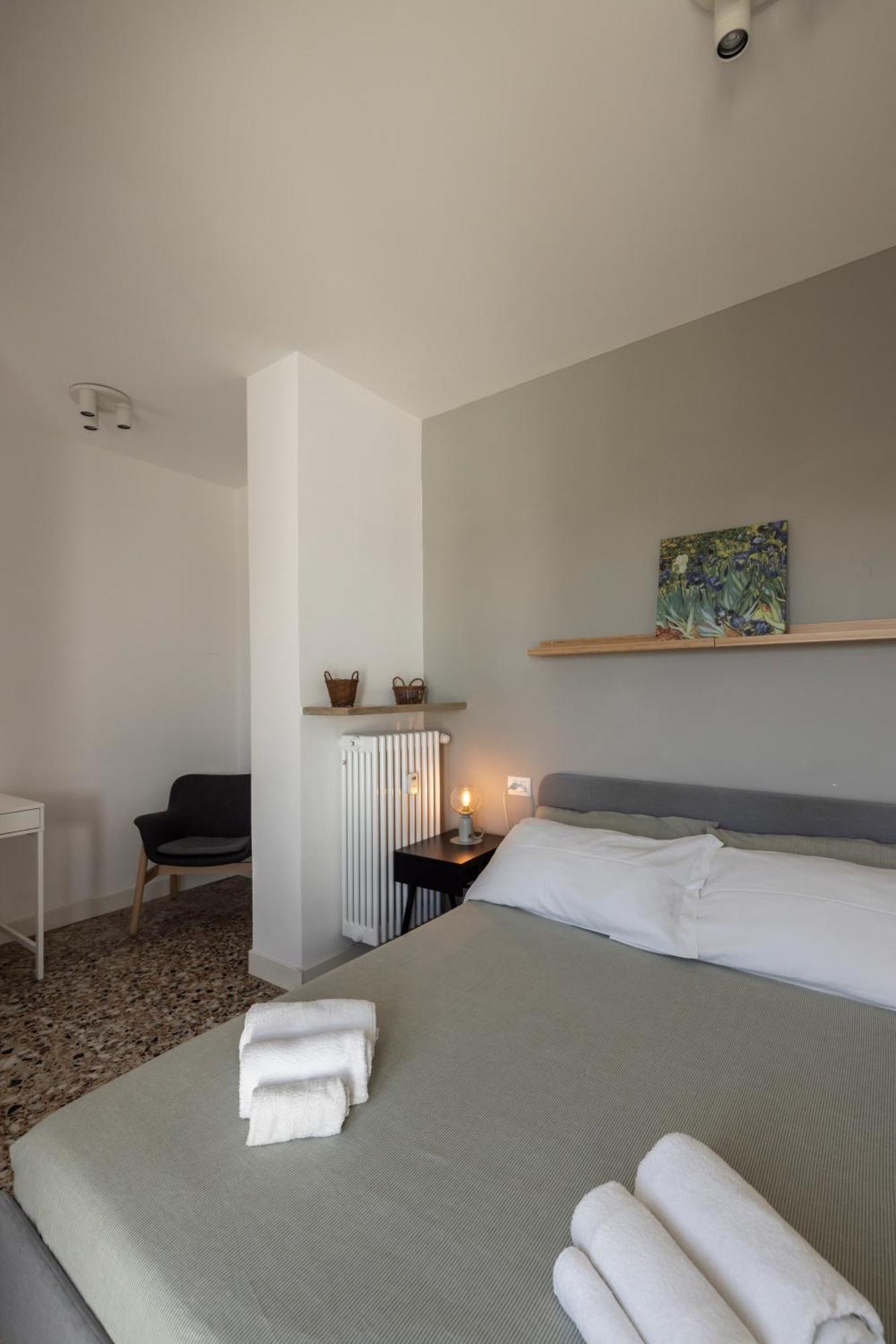 Top Living Apartments - Carducci Turin Bagian luar foto