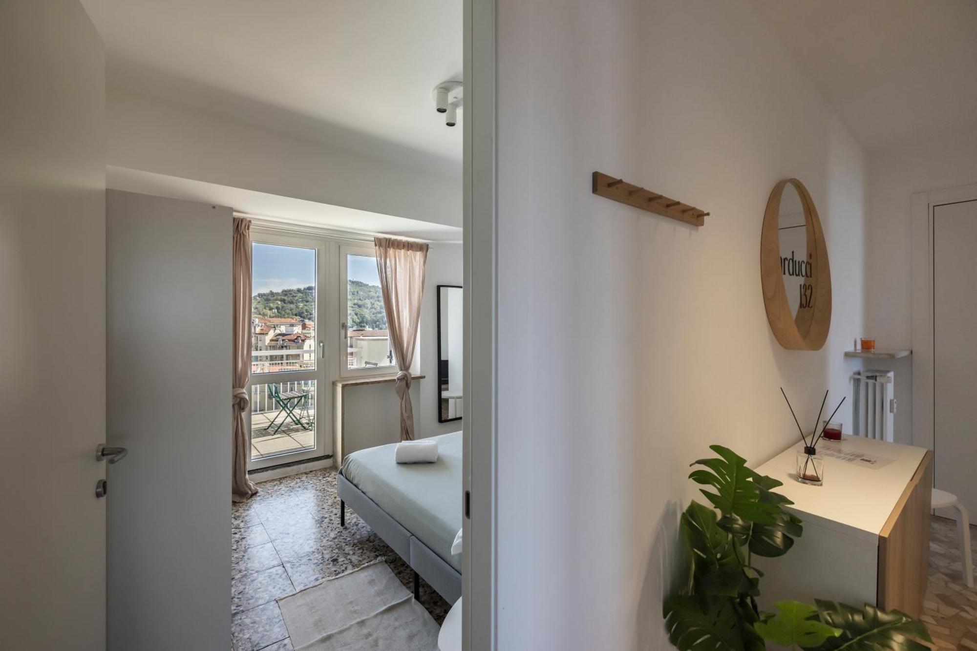 Top Living Apartments - Carducci Turin Bagian luar foto